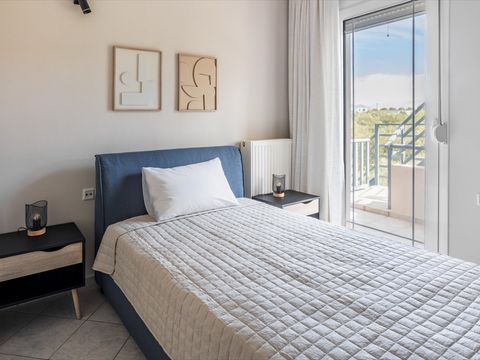 Second bedroom, with balcony access